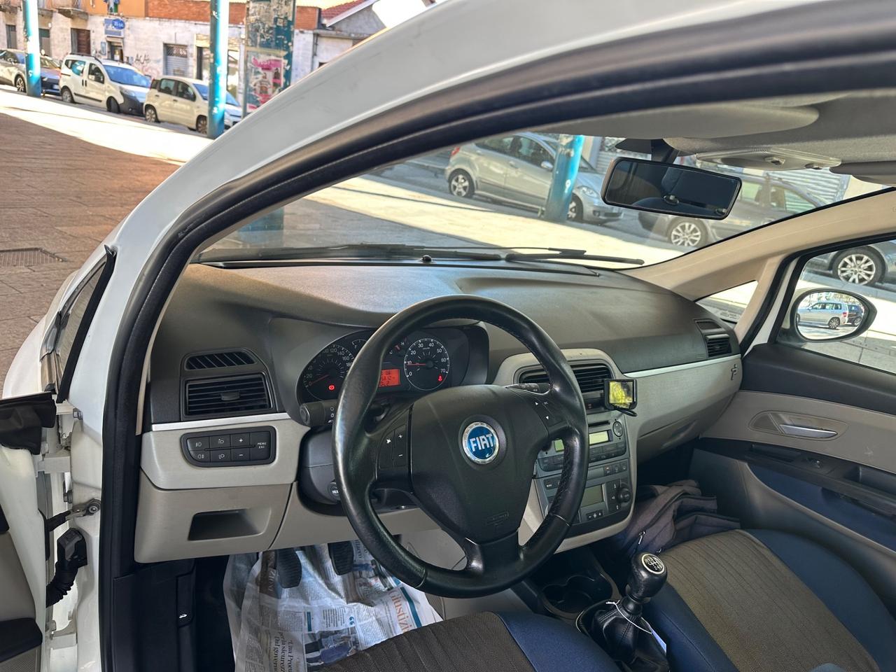 Fiat Grande Punto 1.9 MJT 120 CV 5 porte tutti i lavori fatti
