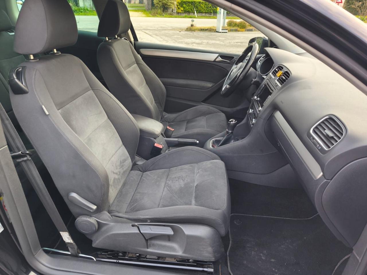 Volkswagen Golf 1.6 TDI 3p. Highline Accetto Permute