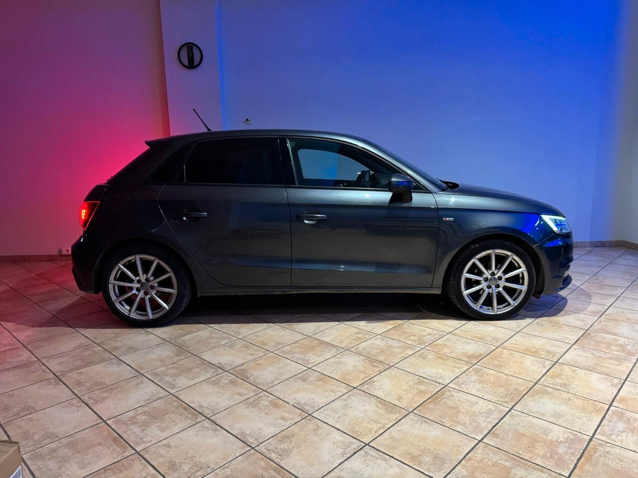 Audi A1 1.4 TDI ultra S tronic Sport S-LINE