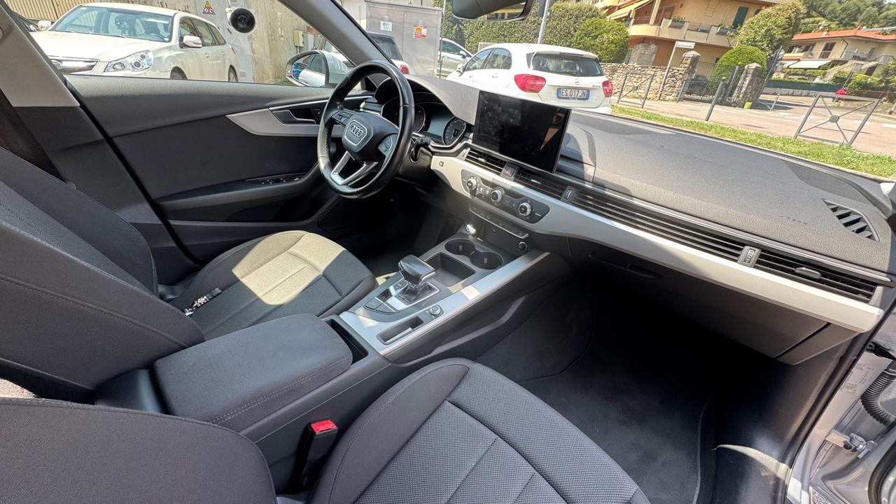 Audi A4 Avant 35 TDI/163 CV S tronic Business Advanced