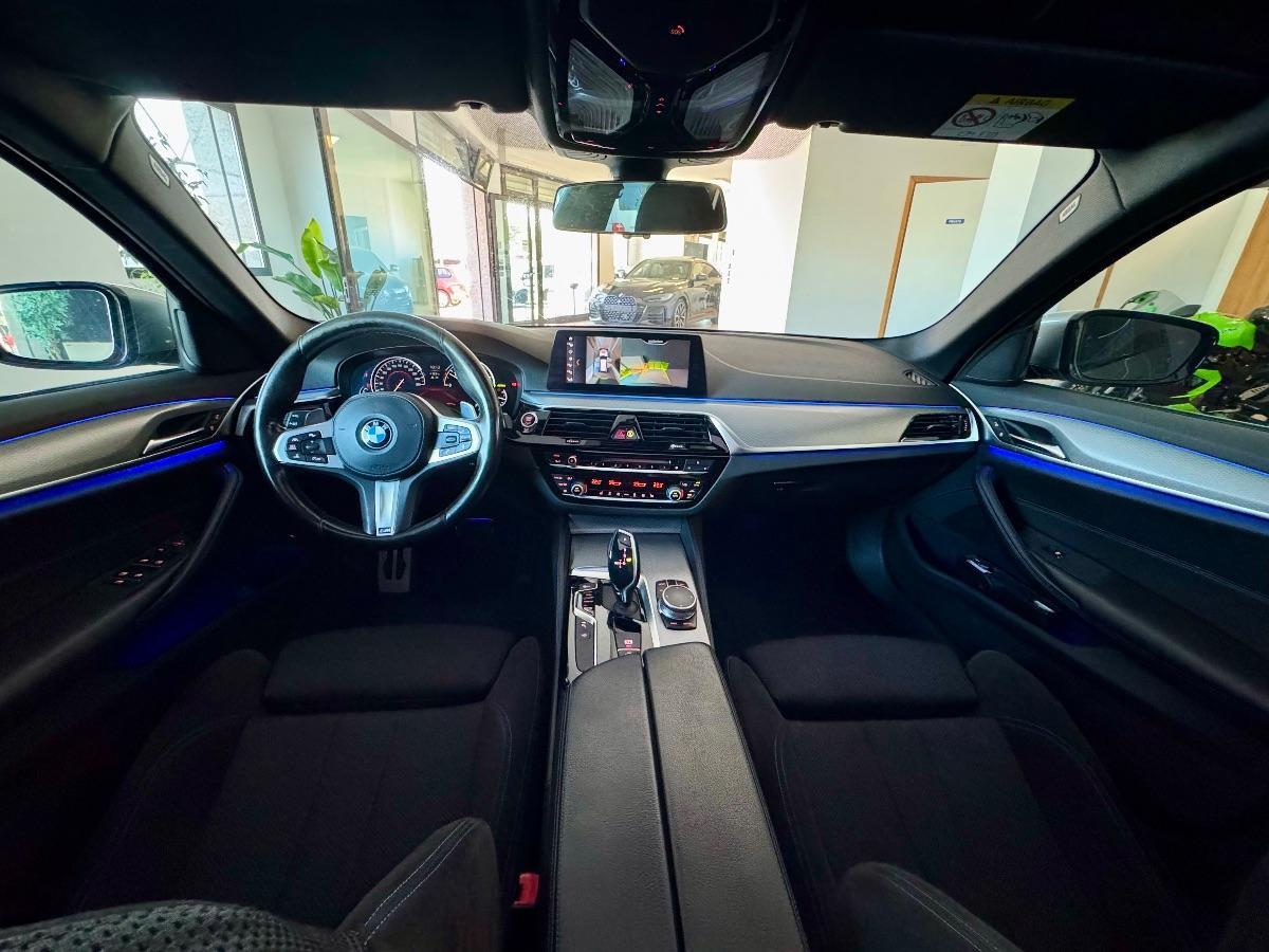 BMW - Serie 5 520 Touring Msport