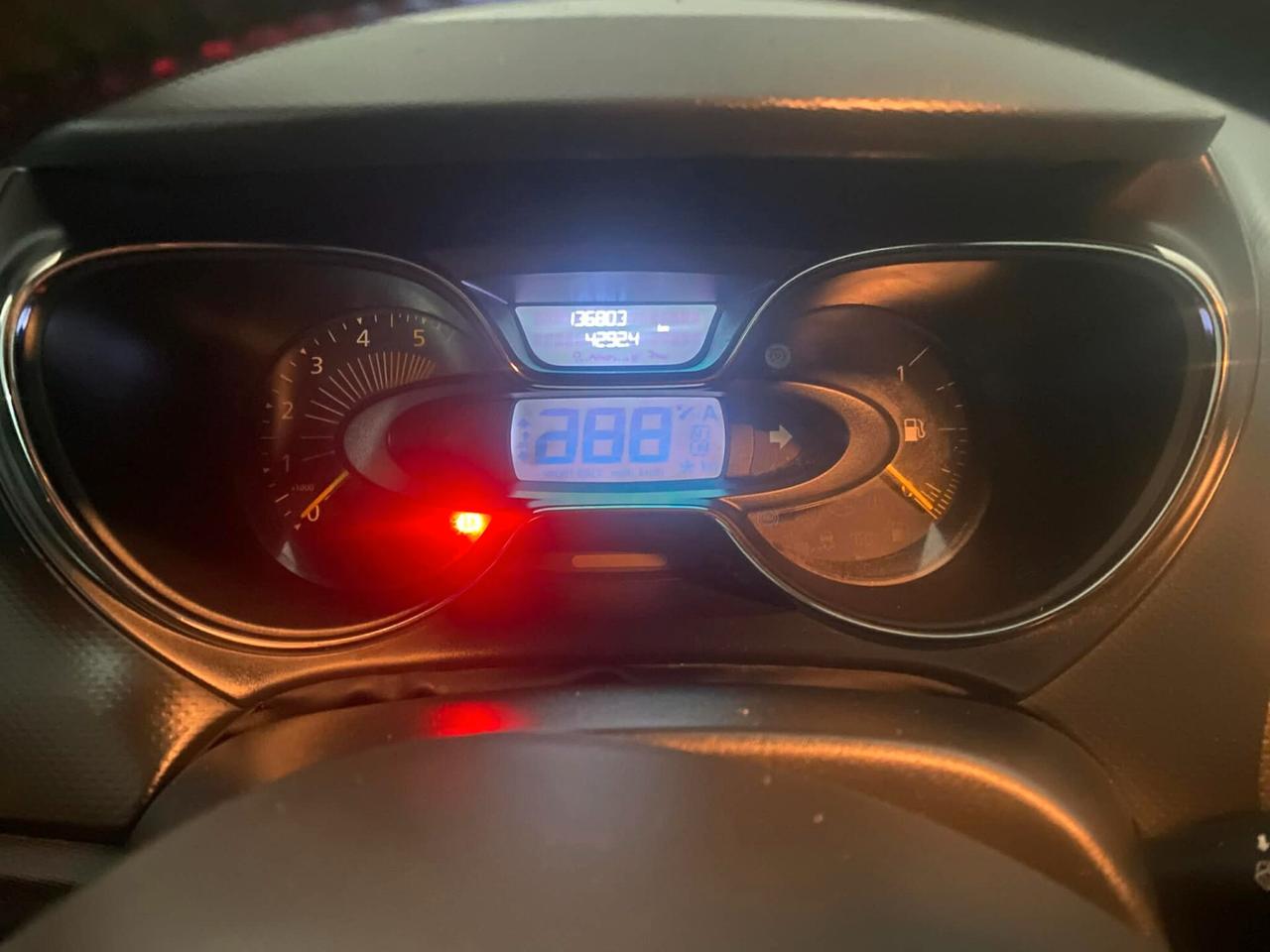 Renault Captur 1.5 dCi 8V 90 CV Condizioni Eccellenti Leggi