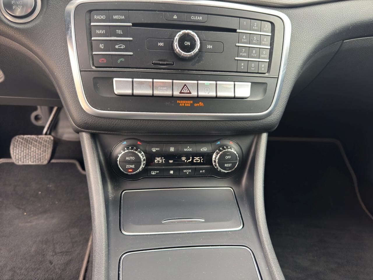 Mercedes-benz GLA 200 d Premium