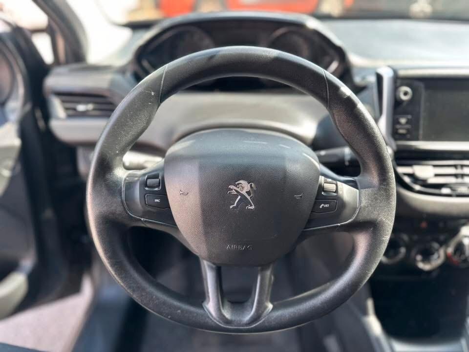 Peugeot 208 1.2 VTi 82 CV 5 porte Access NEOPATENTATI