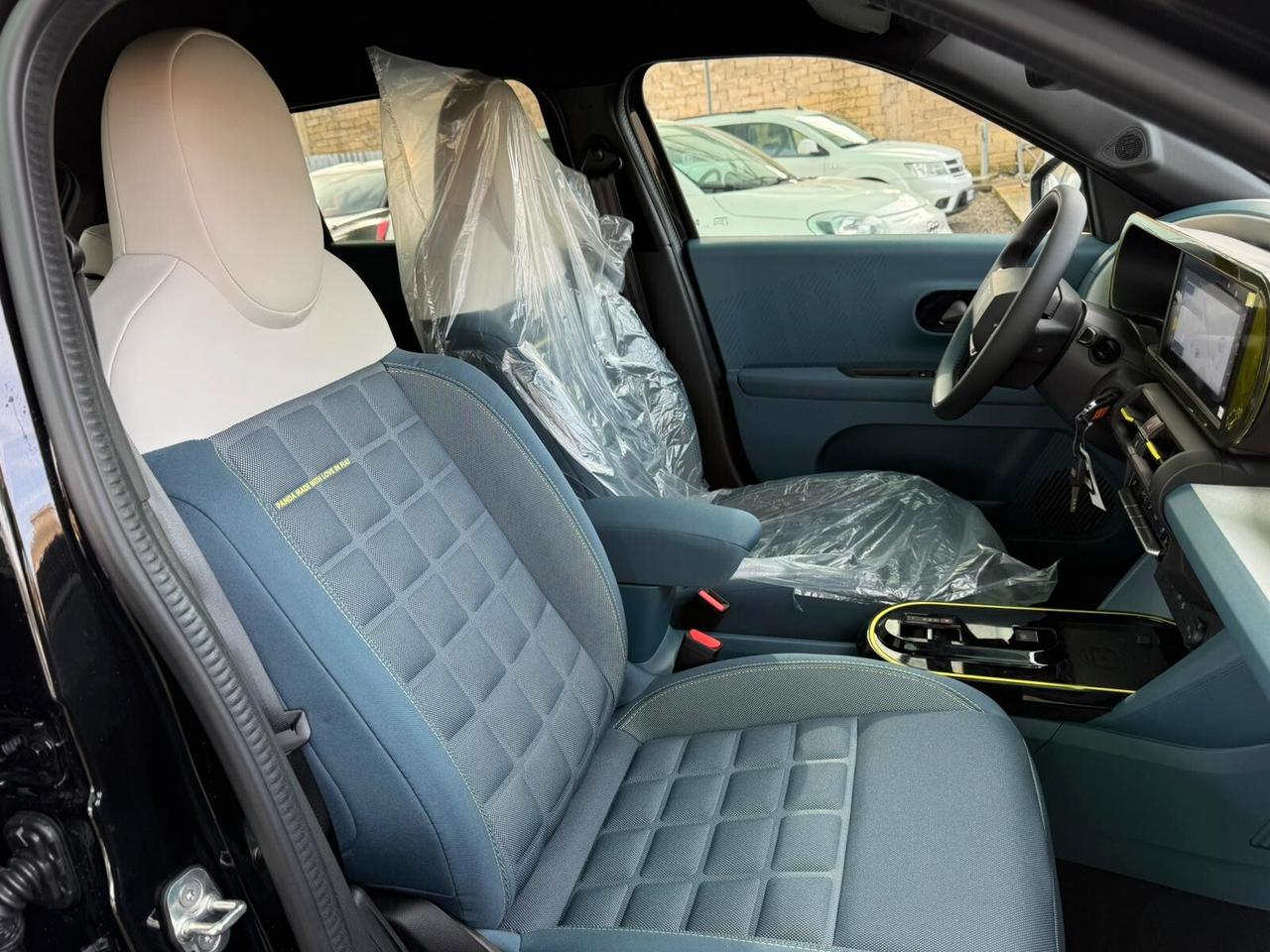 Fiat Grande Panda 1.2 Hybrid 110 CV S&S La Prima