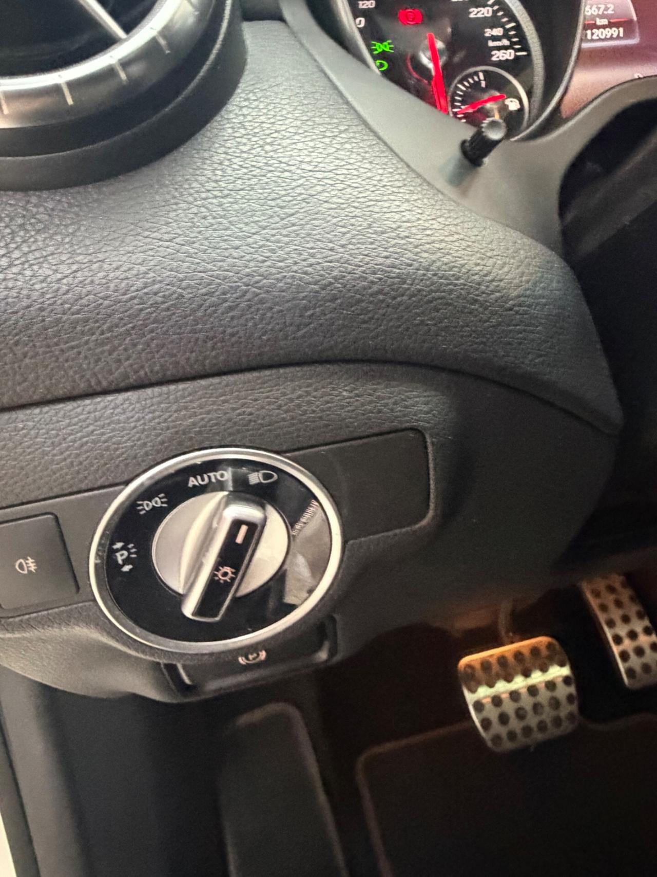 Mercedes-benz CLA 200 d Automatic Premium