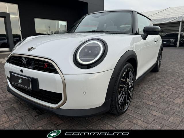MINI Mini Cooper S 3p 204CV Favoured "Pack XL"