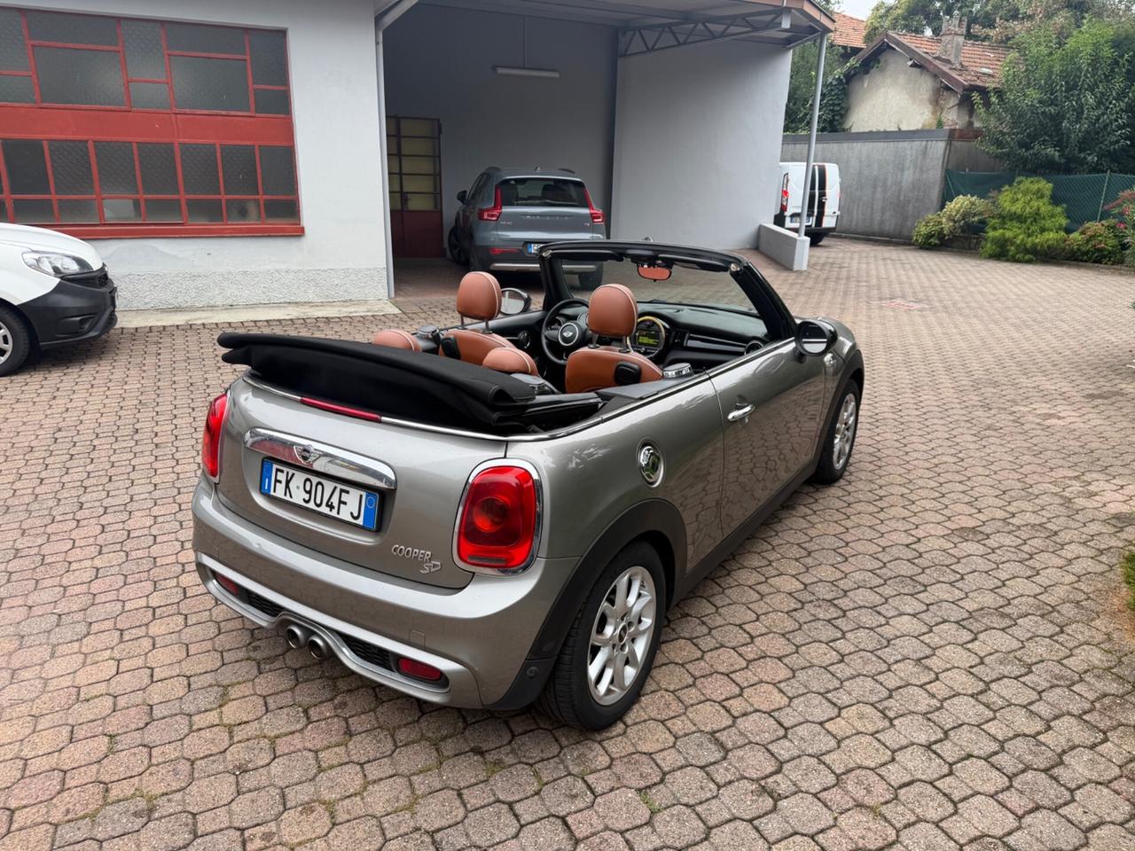 Mini 2.0 Cooper SD aut. Cabrio