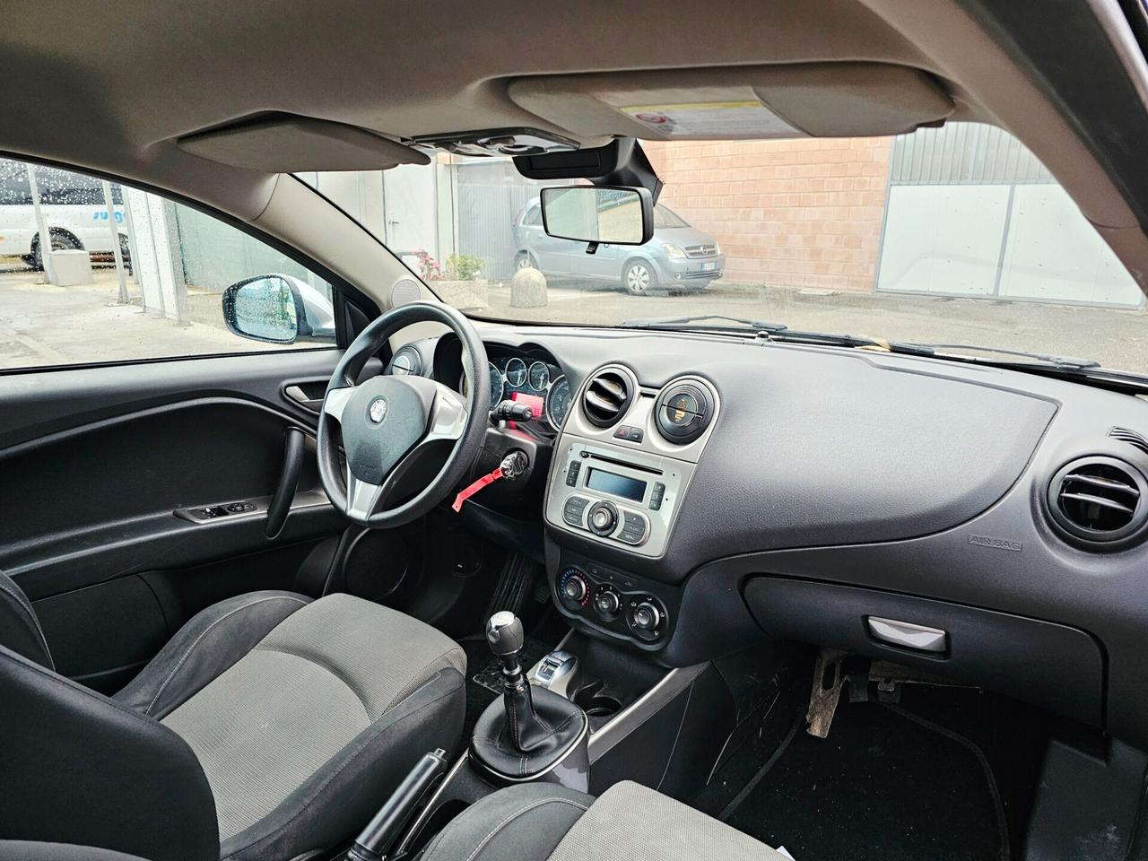 Alfa Romeo MiTo 1.4 105 CV M.air S&S Distinctive Sport Pack