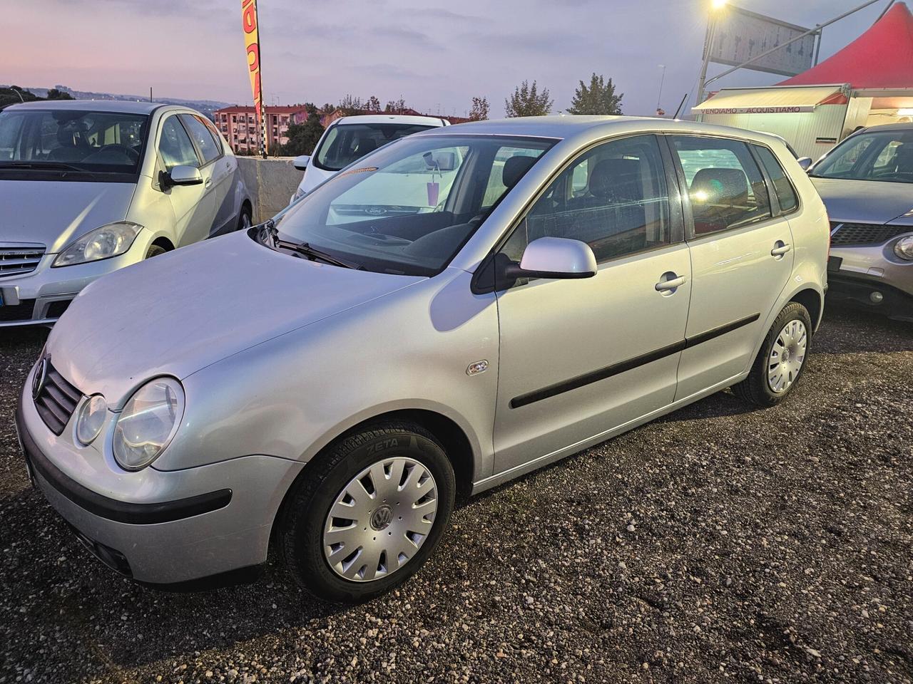 Volkswagen Polo 1.2 5p. Trendline