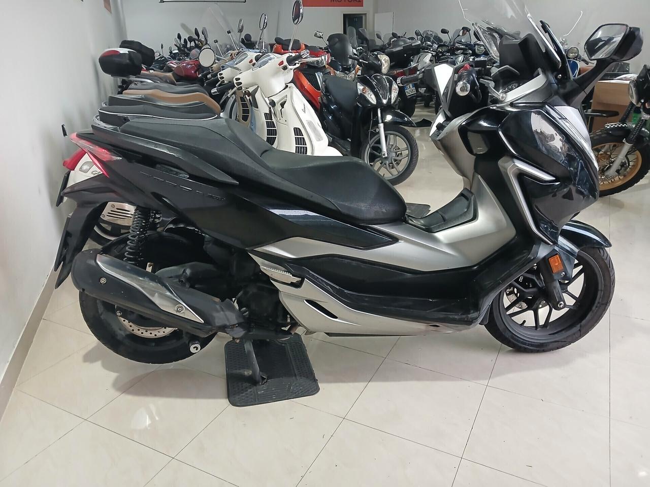 Honda Forza 300 GARANTITO 12 MESI
