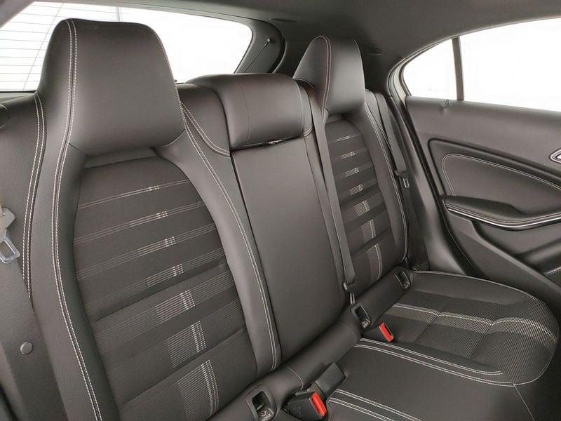 Mercedes-Benz Classe A A 180 d Sport auto my16