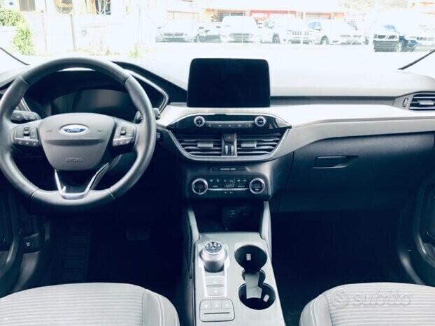 Ford Kuga 1.5 120CV AUTOM- NAVI-TELECAM-TITANIUM