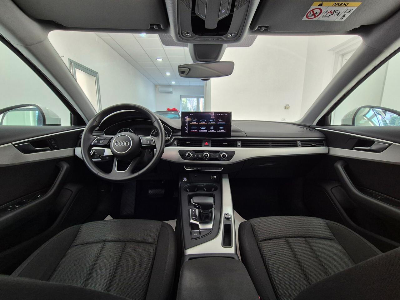 Audi A4 Avant 30 2.0 tdi 136cv S tronic