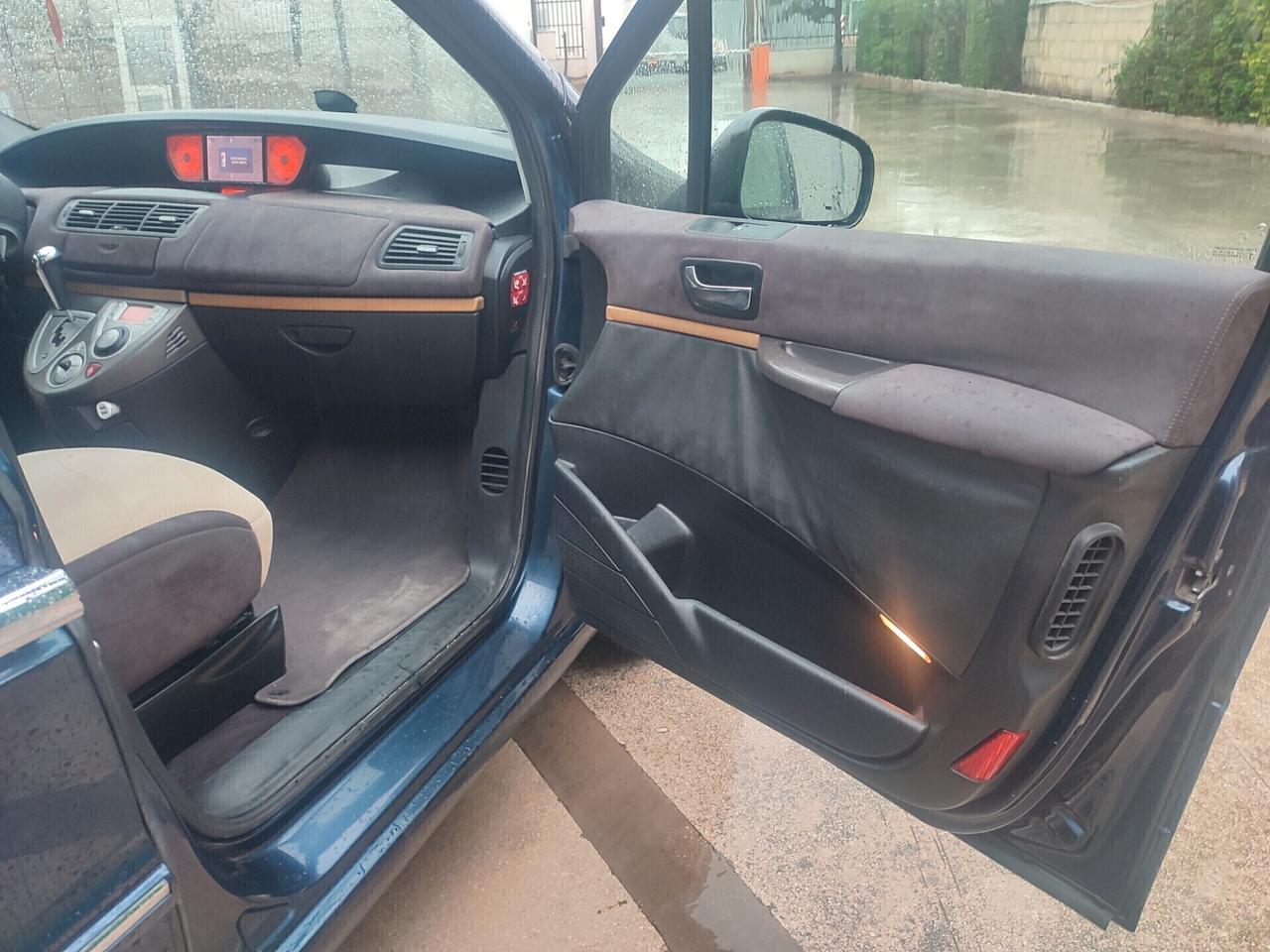 Lancia Phedra 2.2 MJT Limited Edition