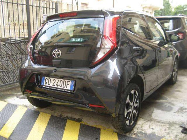 TOYOTA Aygo CONNECT 1.0 VVT-I 72CV 5P X-FUN