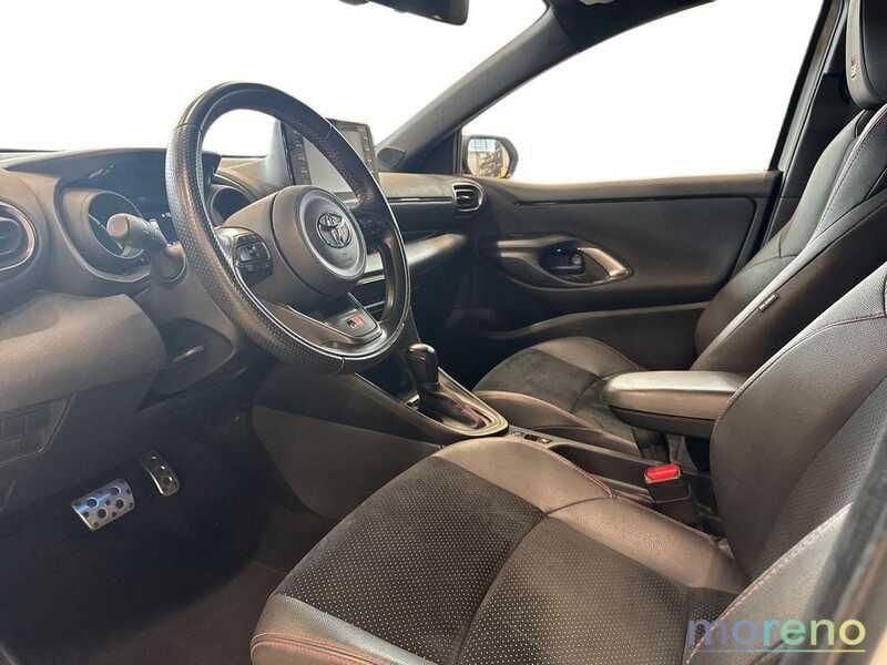 Toyota Yaris 1.5h GR Sport