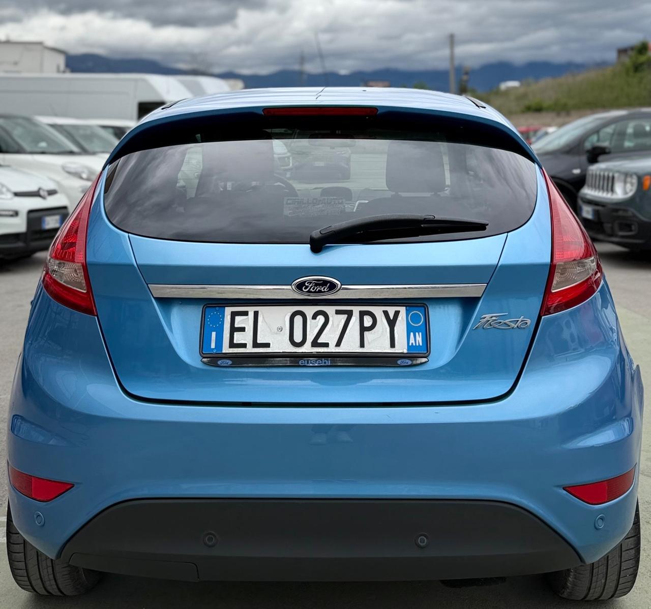 Ford Fiesta 1.4 TDCi 70CV 3 porte Titanium