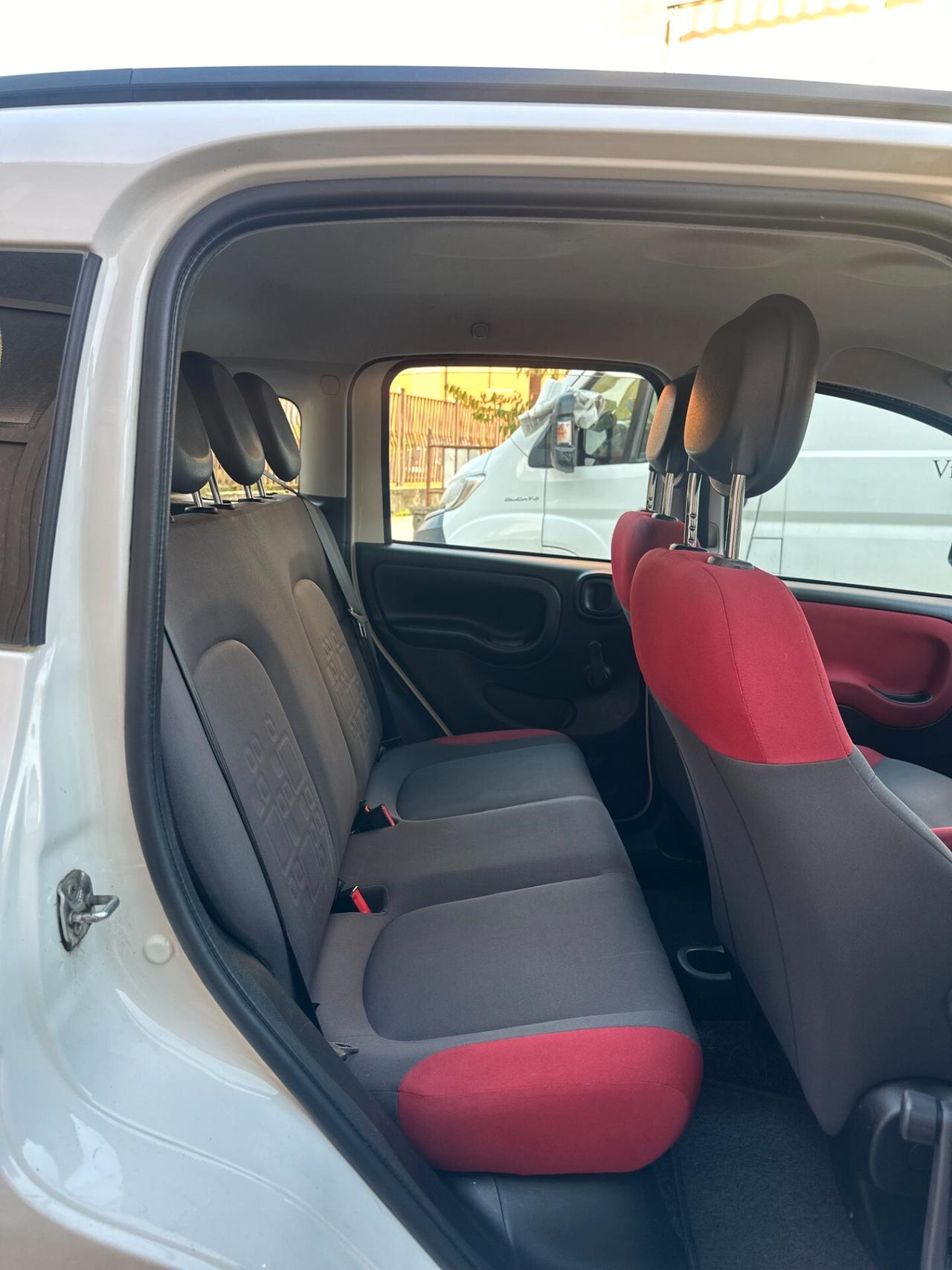 Fiat Panda 0.9 TwinAir Turbo Natural Power Lounge