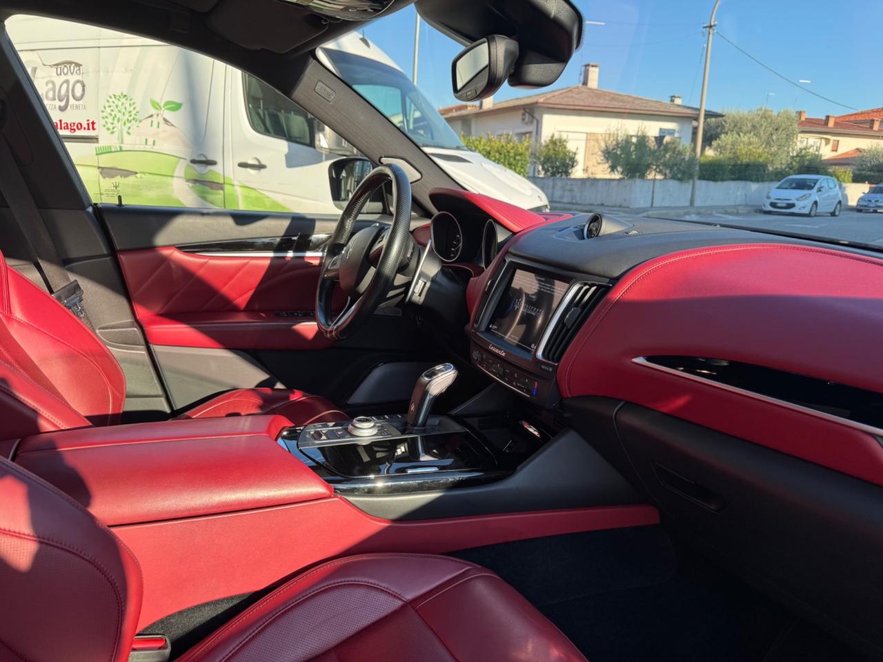 Maserati Levante V6 Diesel 275 CV AWD Gransport