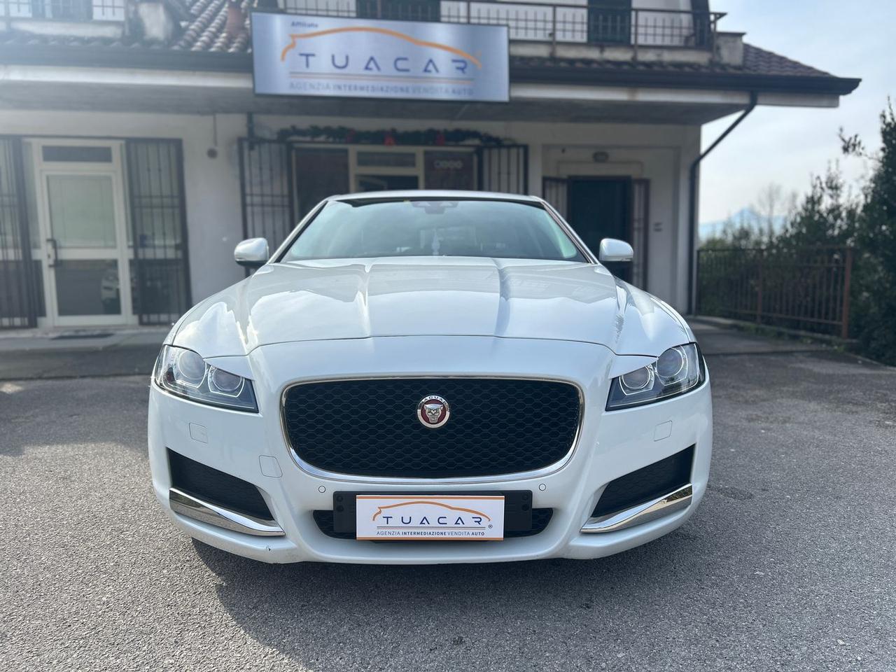 Jaguar XF E-Performance Business Prestige