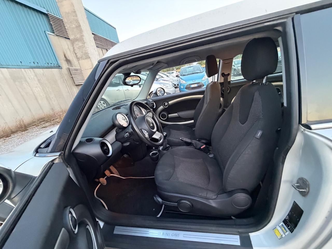 Mini One Clubman 1.6 16V Cooper Salt