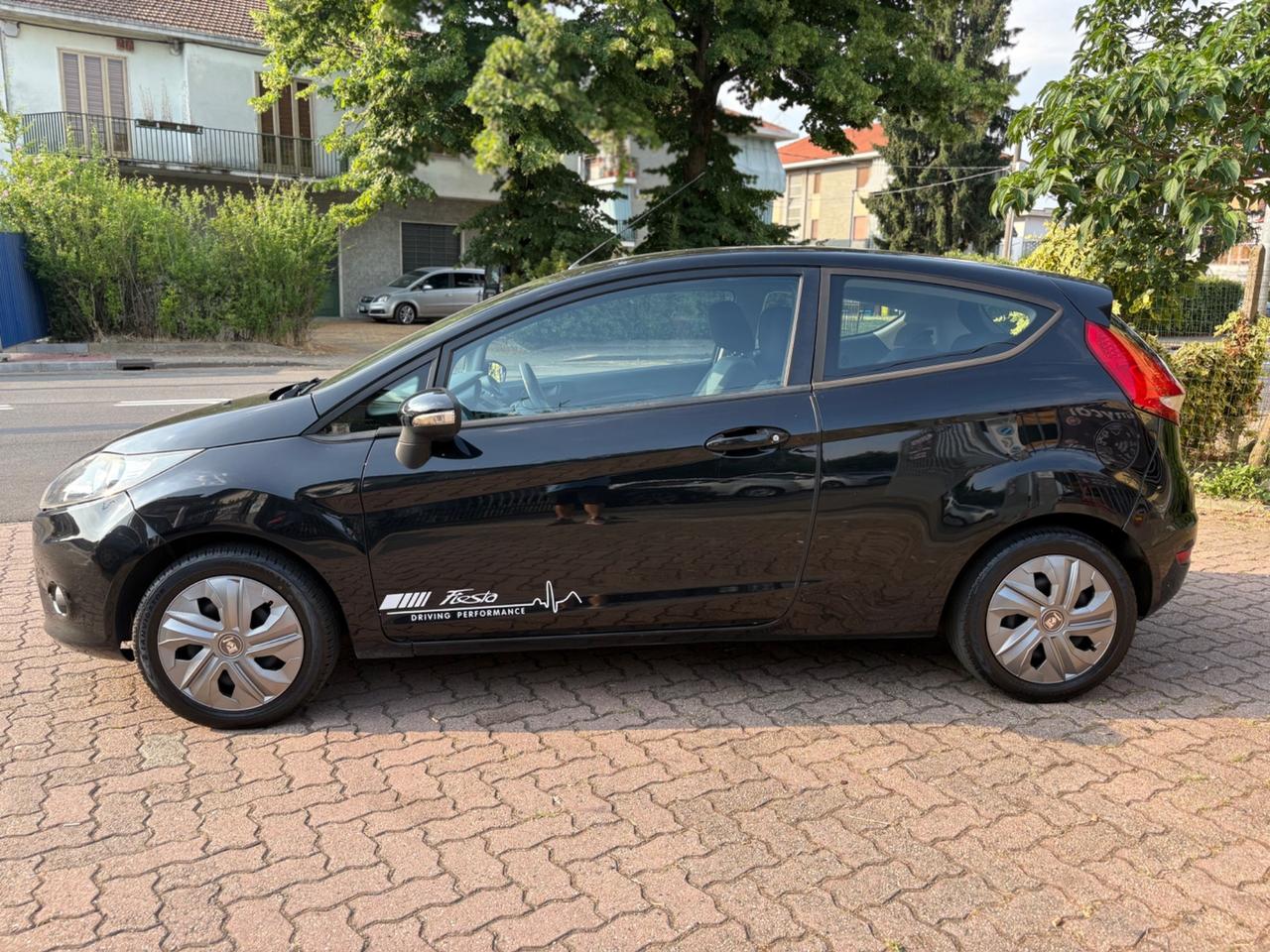 Ford Fiesta 1.4 TDCi 68CV 3 porte Titanium