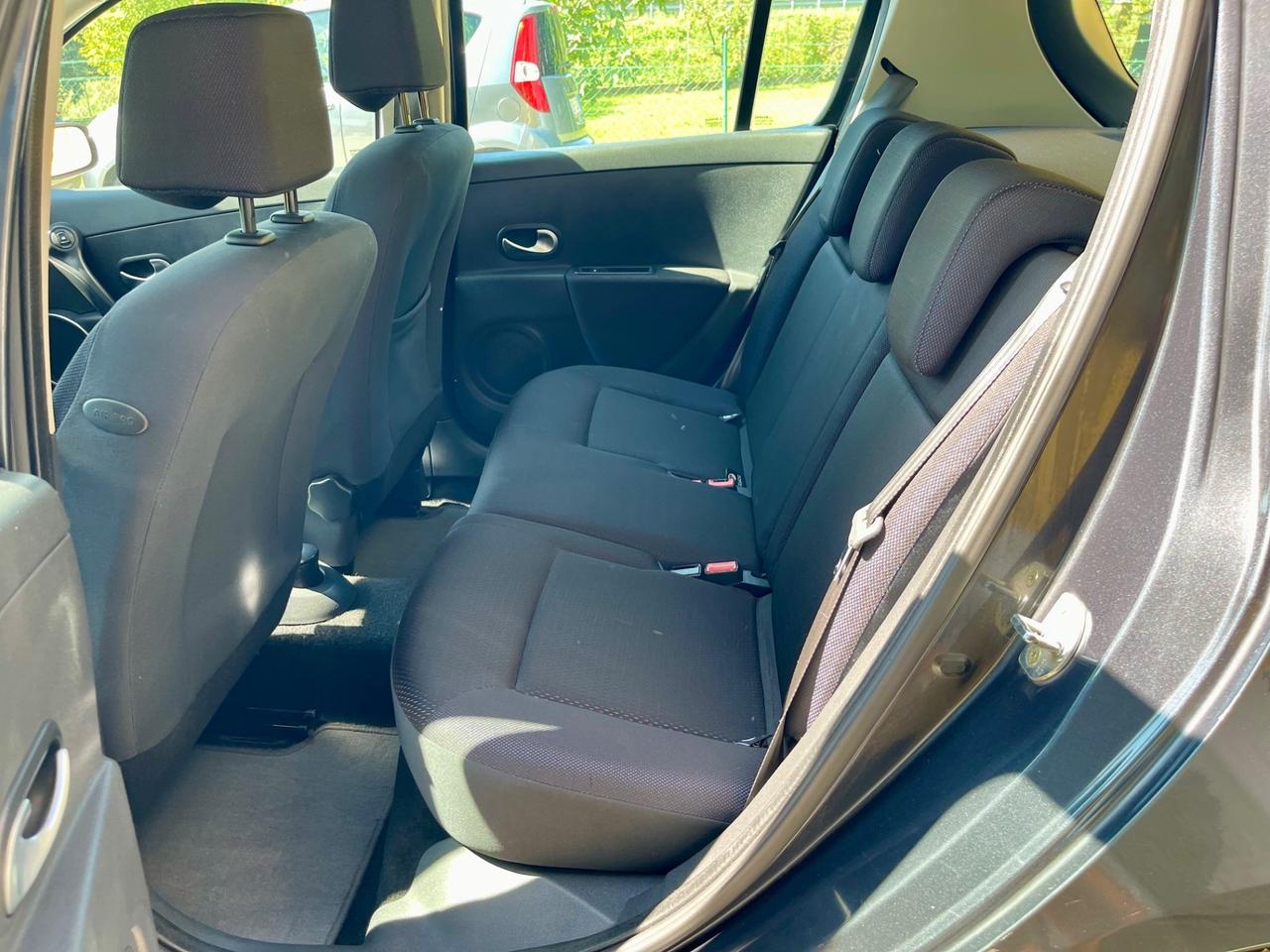 Renault Clio 1.4 72kw Luxe OK NEOPATENTATI UNIPROP