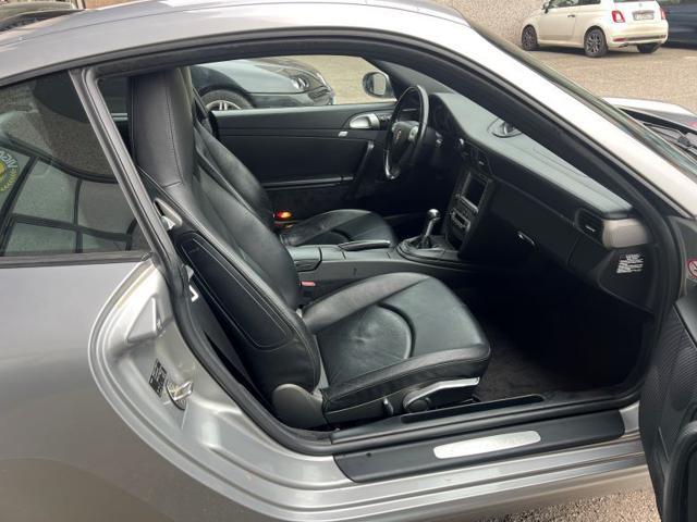 PORSCHE 911 Carrera Coupé