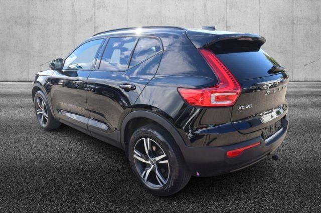 VOLVO XC40 T3 Geartronic R-design