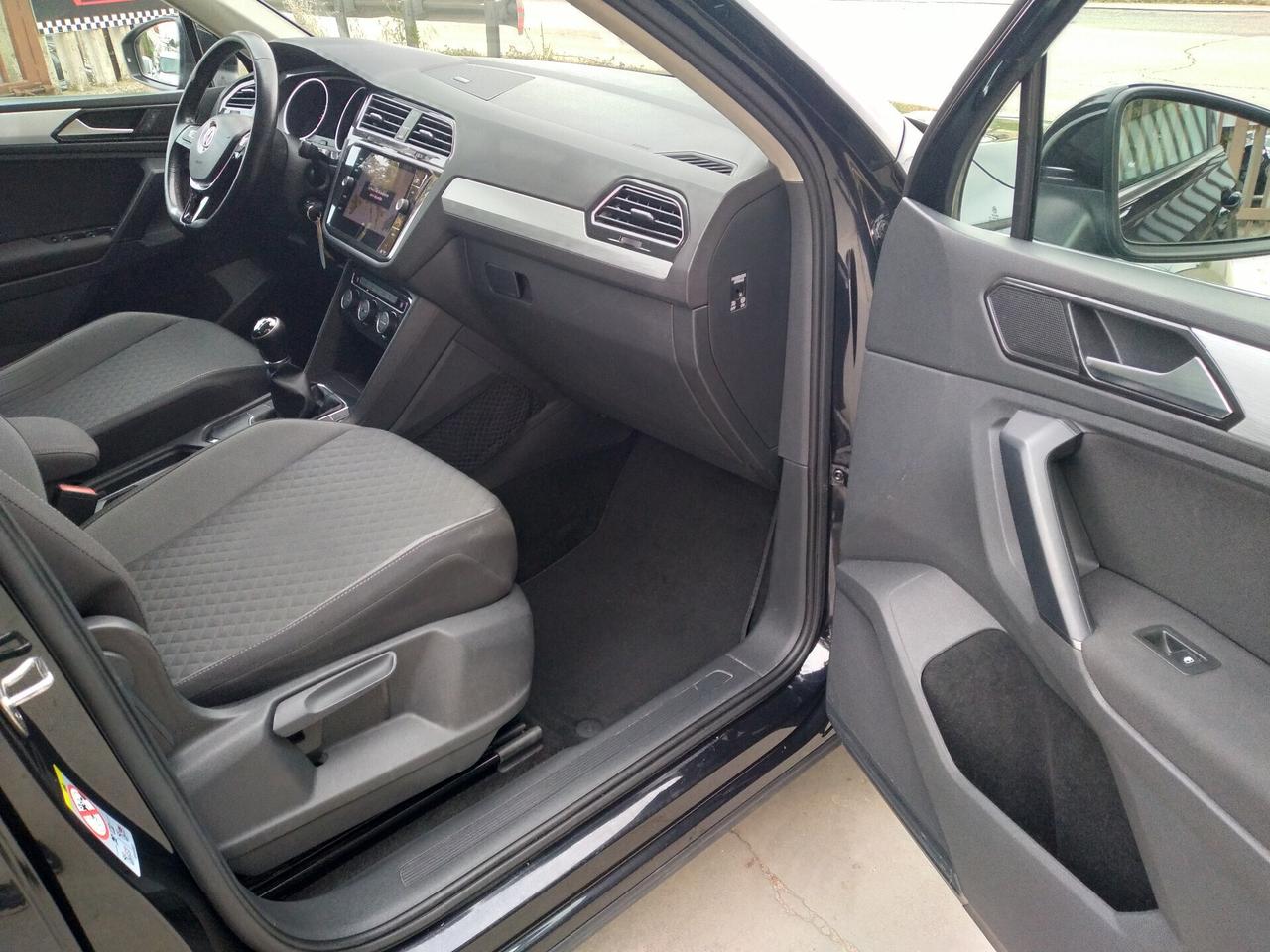 Volkswagen Tiguan 1.6 TDI SCR Business BlueMotion Technology