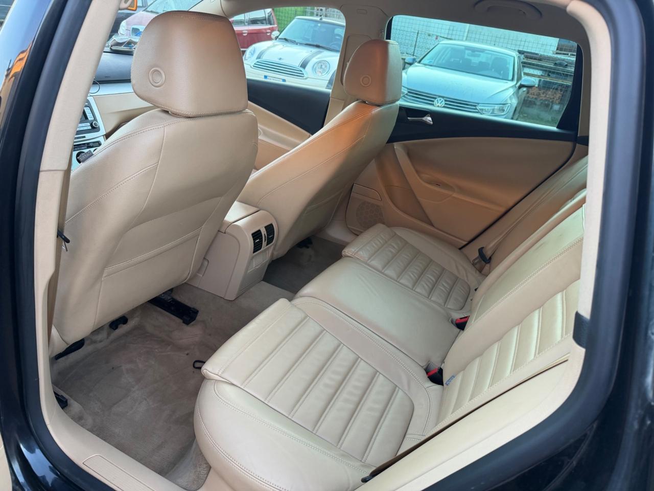 Volkswagen Passat 2.0 TDI DPF Var. Highline