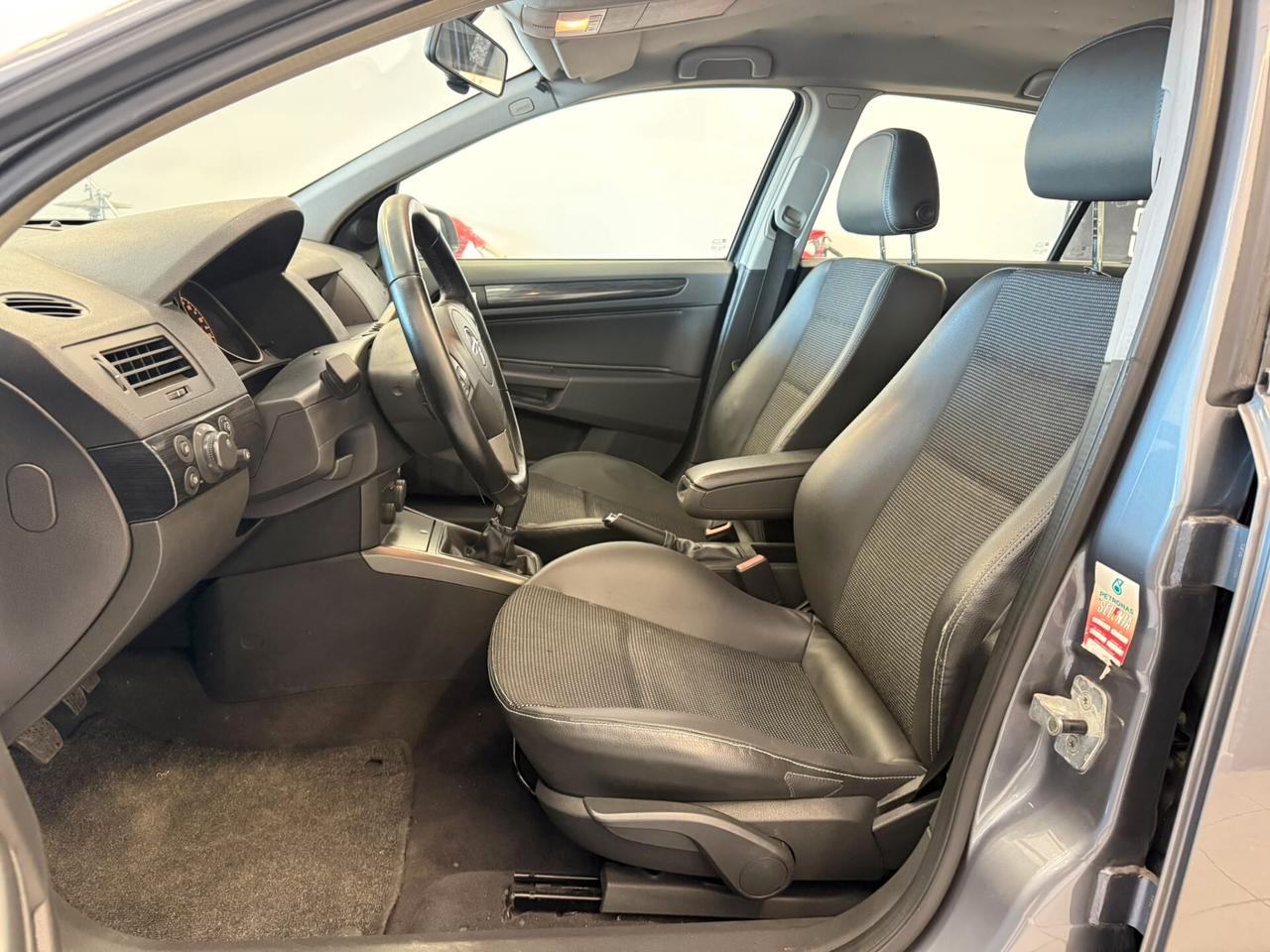 Opel Astra 1.9 CDTI 120CV 5 porte Cosmo