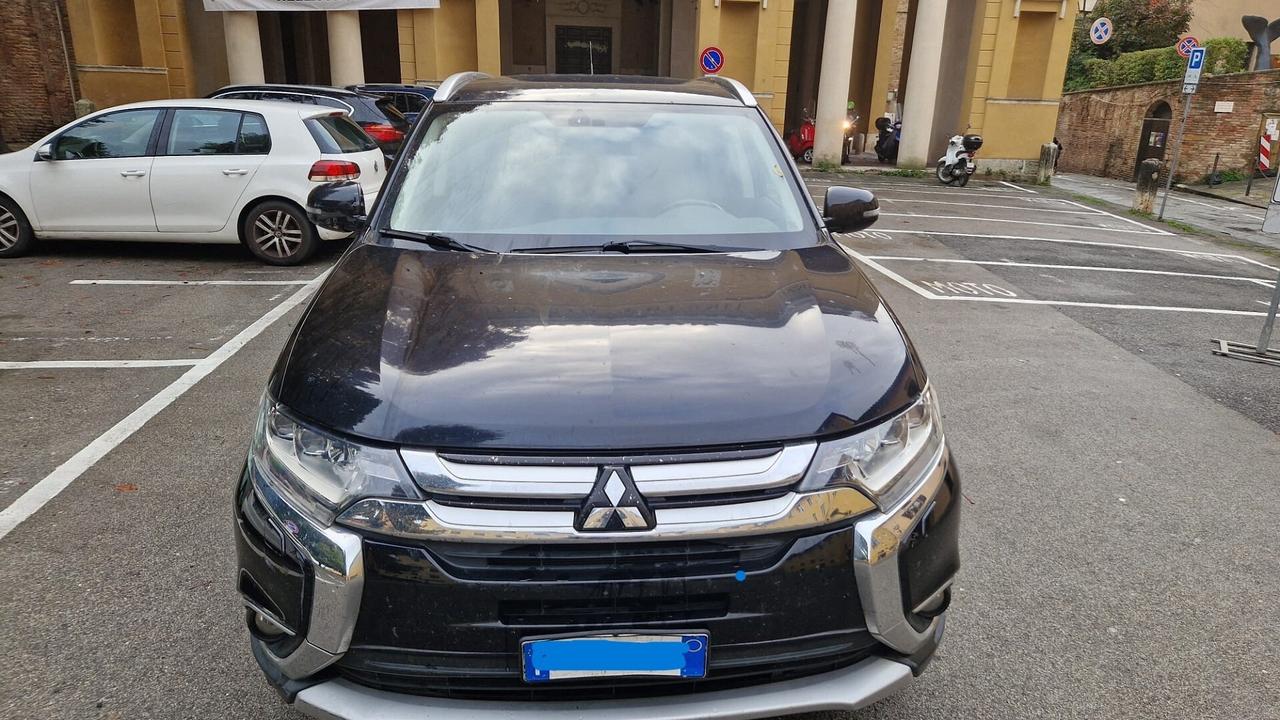 Mitsubisci Otlander 2.3 150 cv 4x4 aut. Autocarro