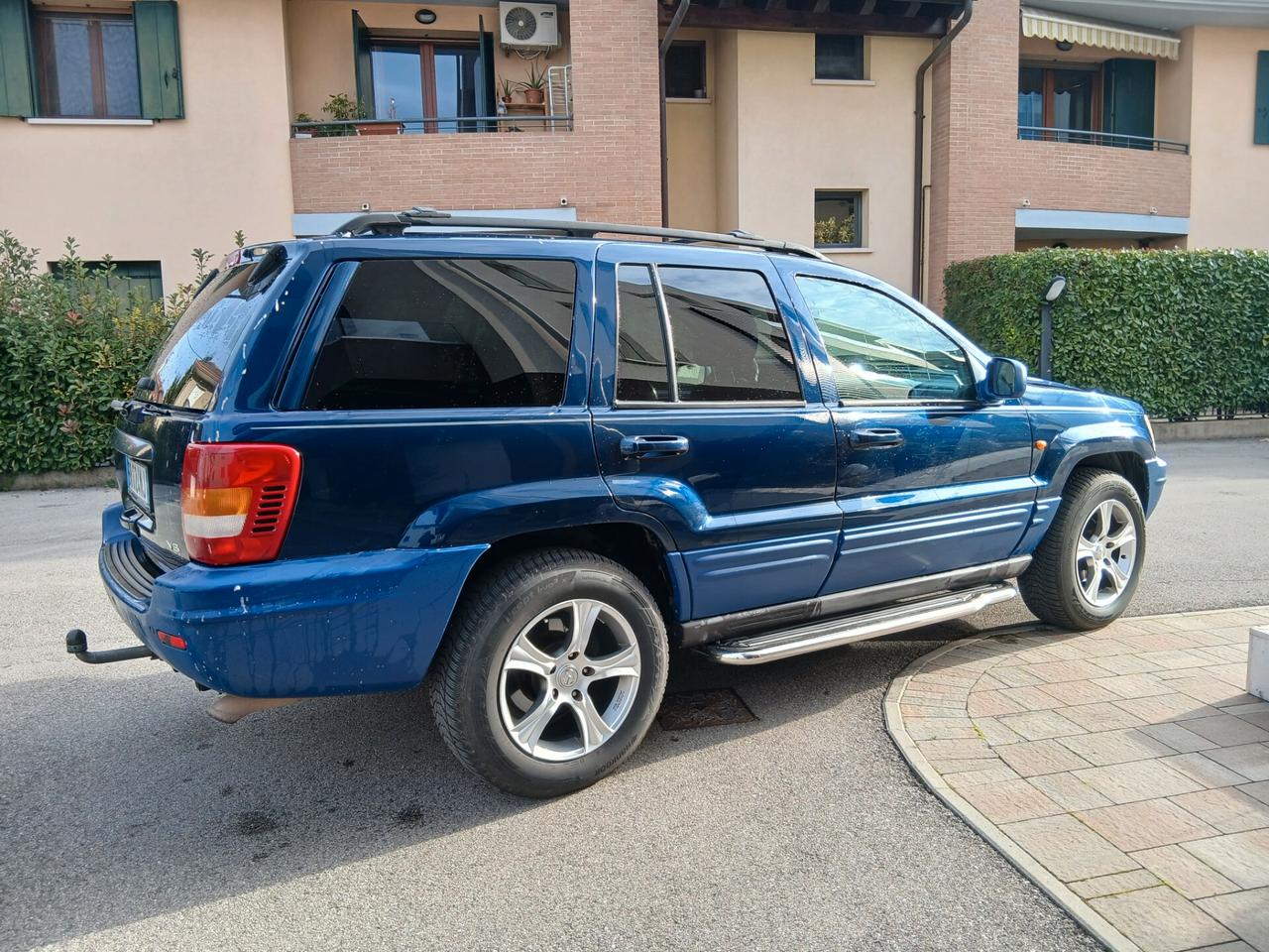 Jeep Grand Cherokee 4.7 V8 cat Limited + gancio GPL