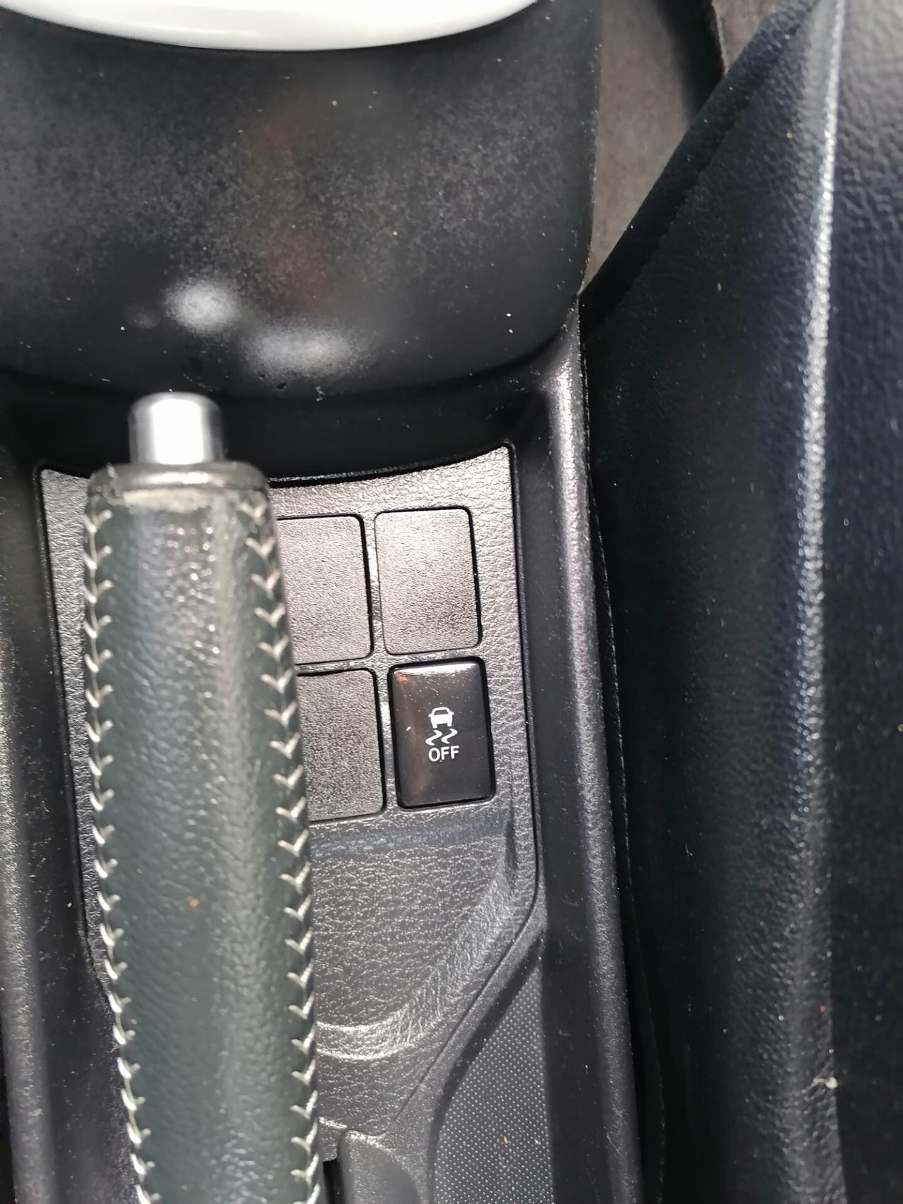 Toyota Yaris 1.4 D-4D 5 porte Lounge FULL 12/2017