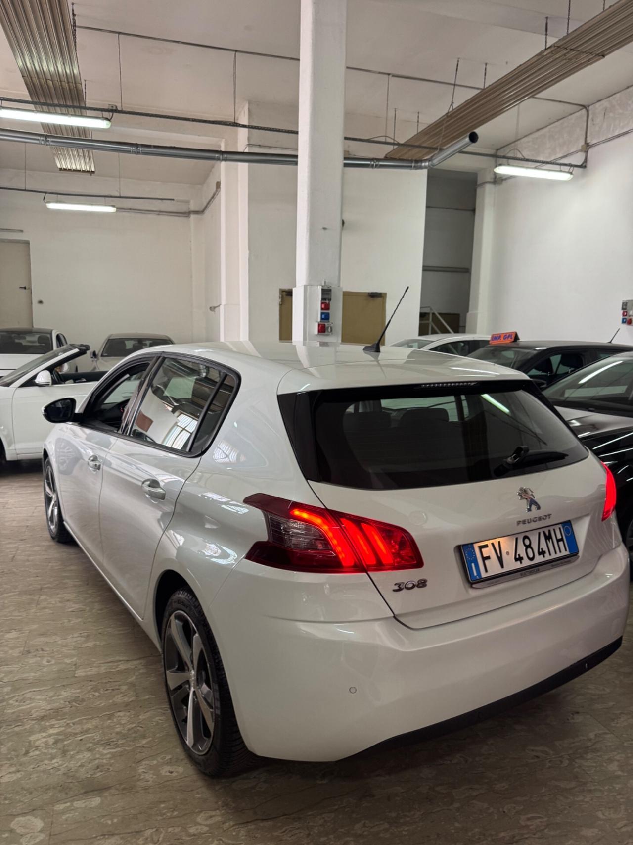 Peugeot 308 2019 BlueHDi S&S Allure