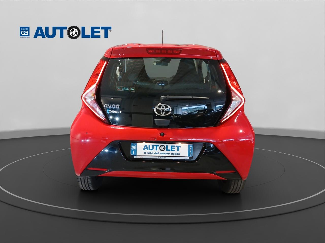 Toyota Aygo Connect 1.0 VVT-i 72 CV 5 porte x-play