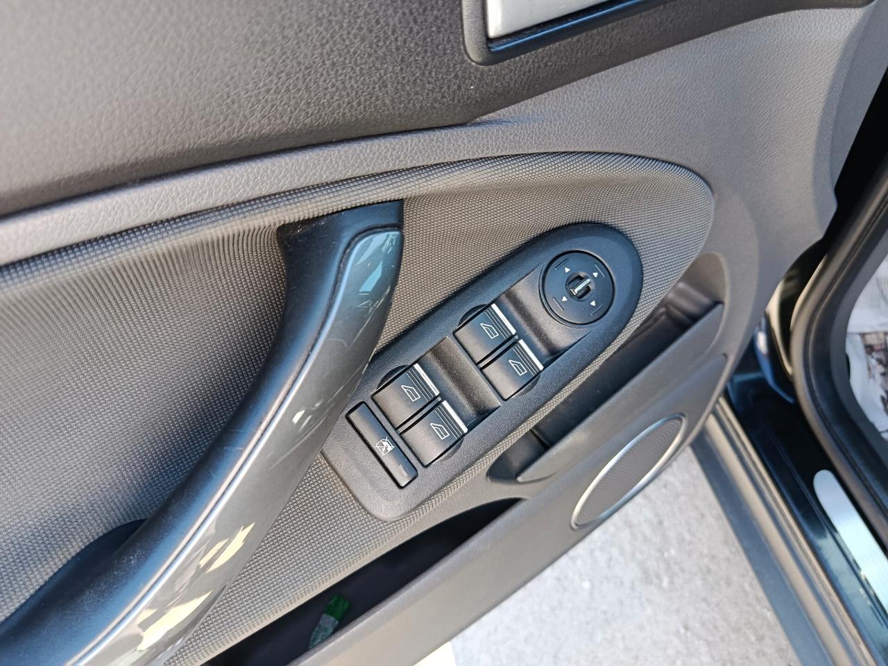 Ford Kuga 2.0 TDCi 136 CV 4WD Titanium DPF