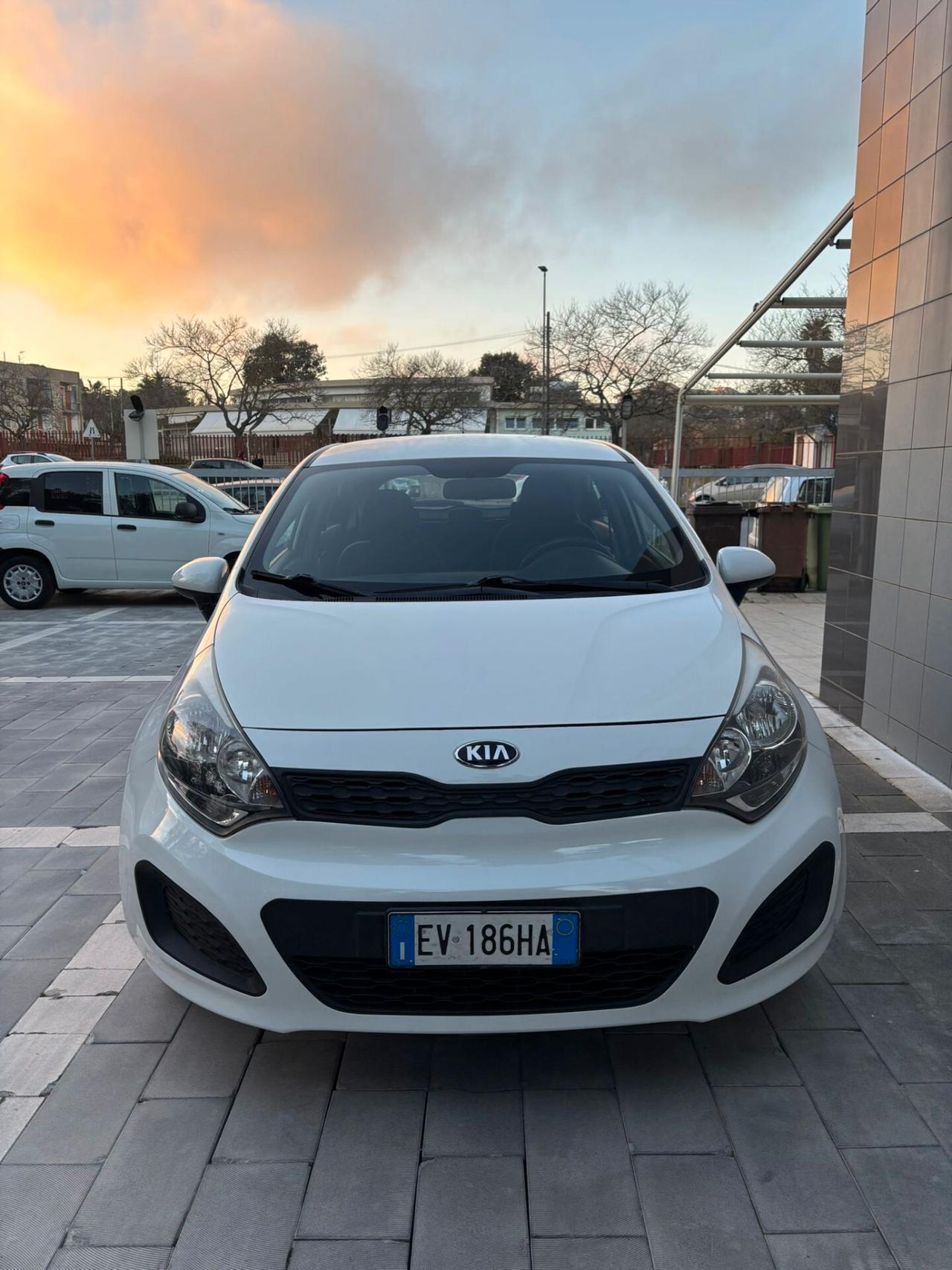 Kia Rio 1.2 CVVT 5p. Active