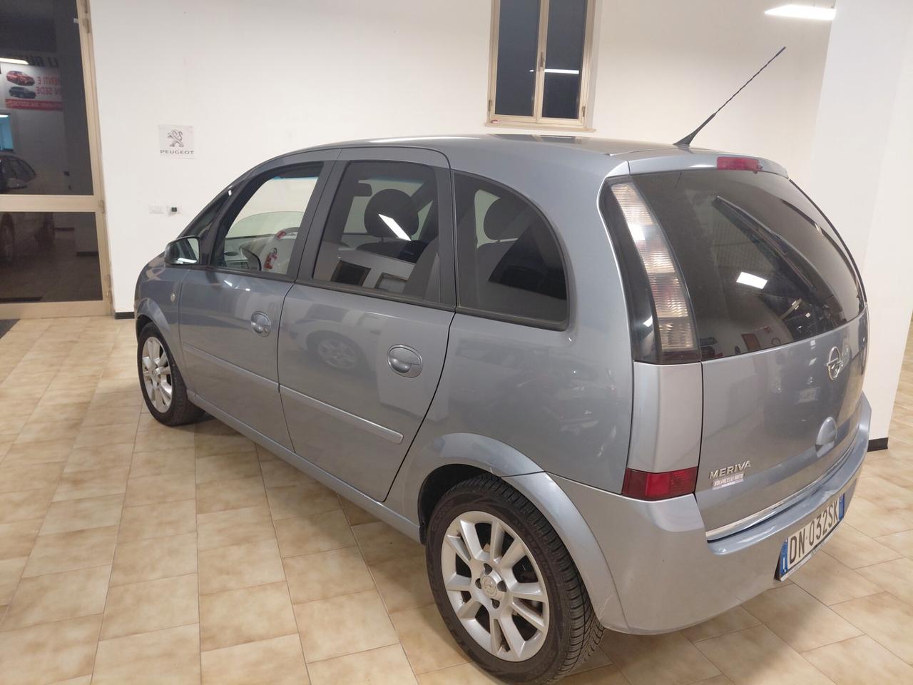 OPEL MERIVA ANNO 2008 BZ 1.4 ADATTA NEOPATENTATI KM 167 MILA