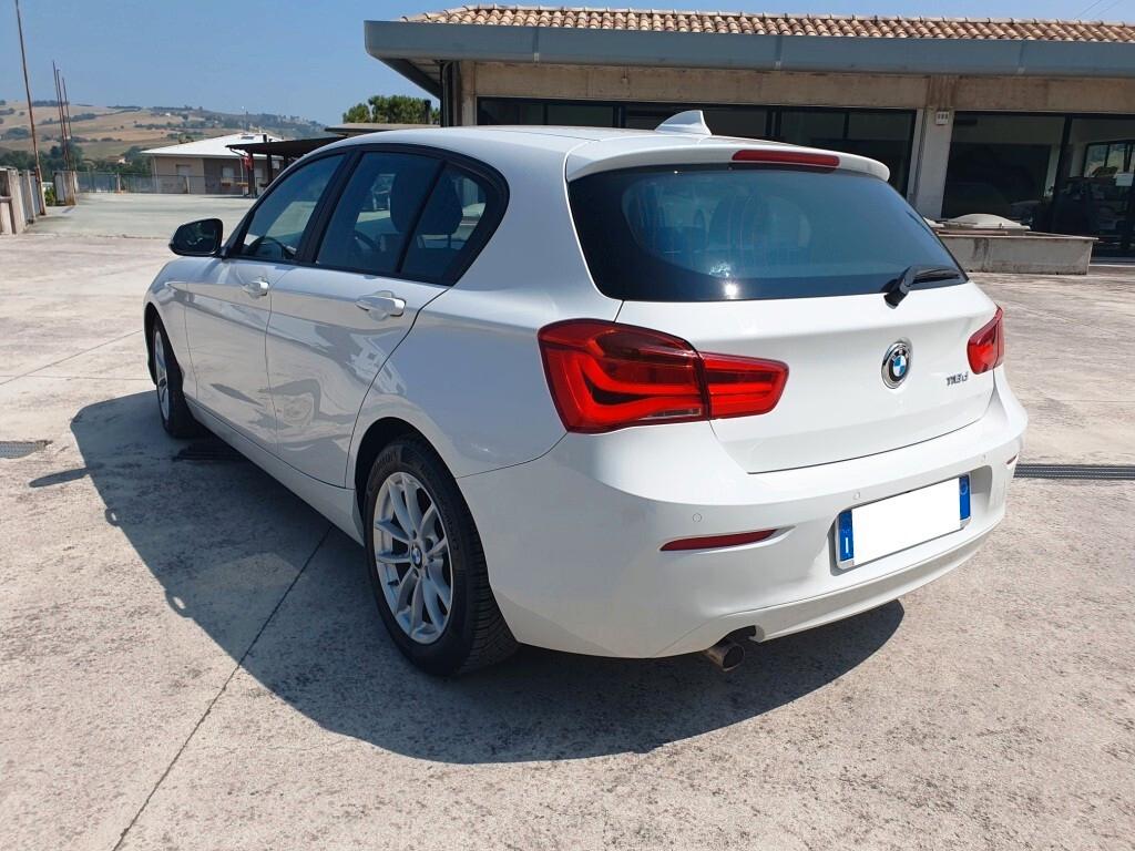 Bmw 118 118d 5p. Advantage