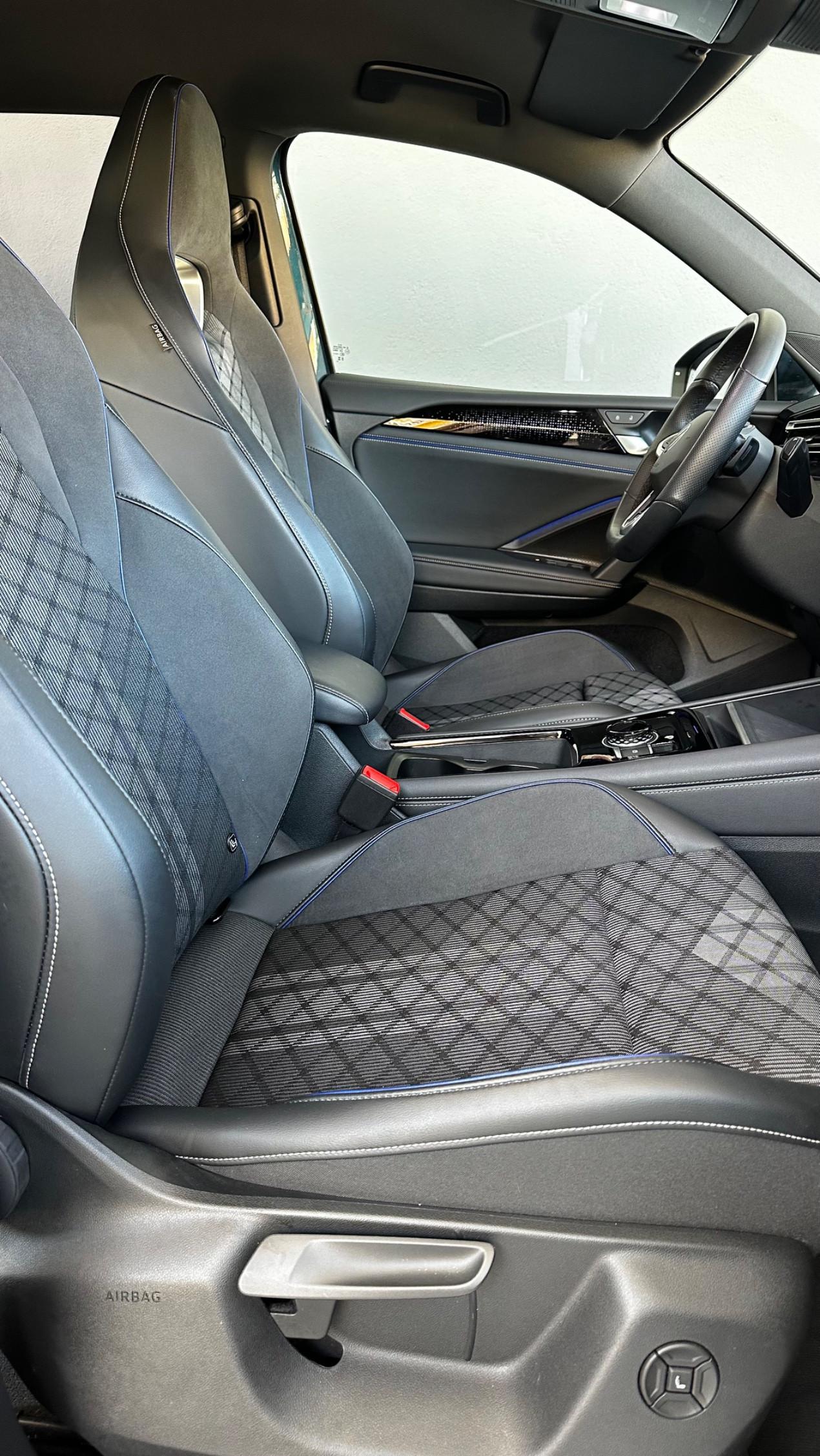 Volkswagen Tiguan 2.0 tdi R-Line Plus 150cv dsg