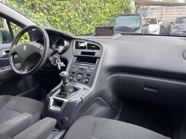 PEUGEOT 5008 1.6 HDi 112CV Business