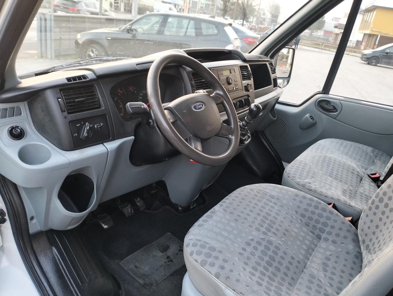 FORD TRANSIT 7 POSTI 2.4 TDCI 140 CV SUPER TAGLIANDATO