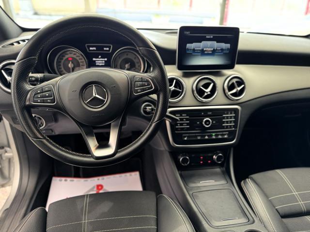 MERCEDES-BENZ CLA 220 d 177cv Automatic Sport (Tetto/App/Led/Pelle)