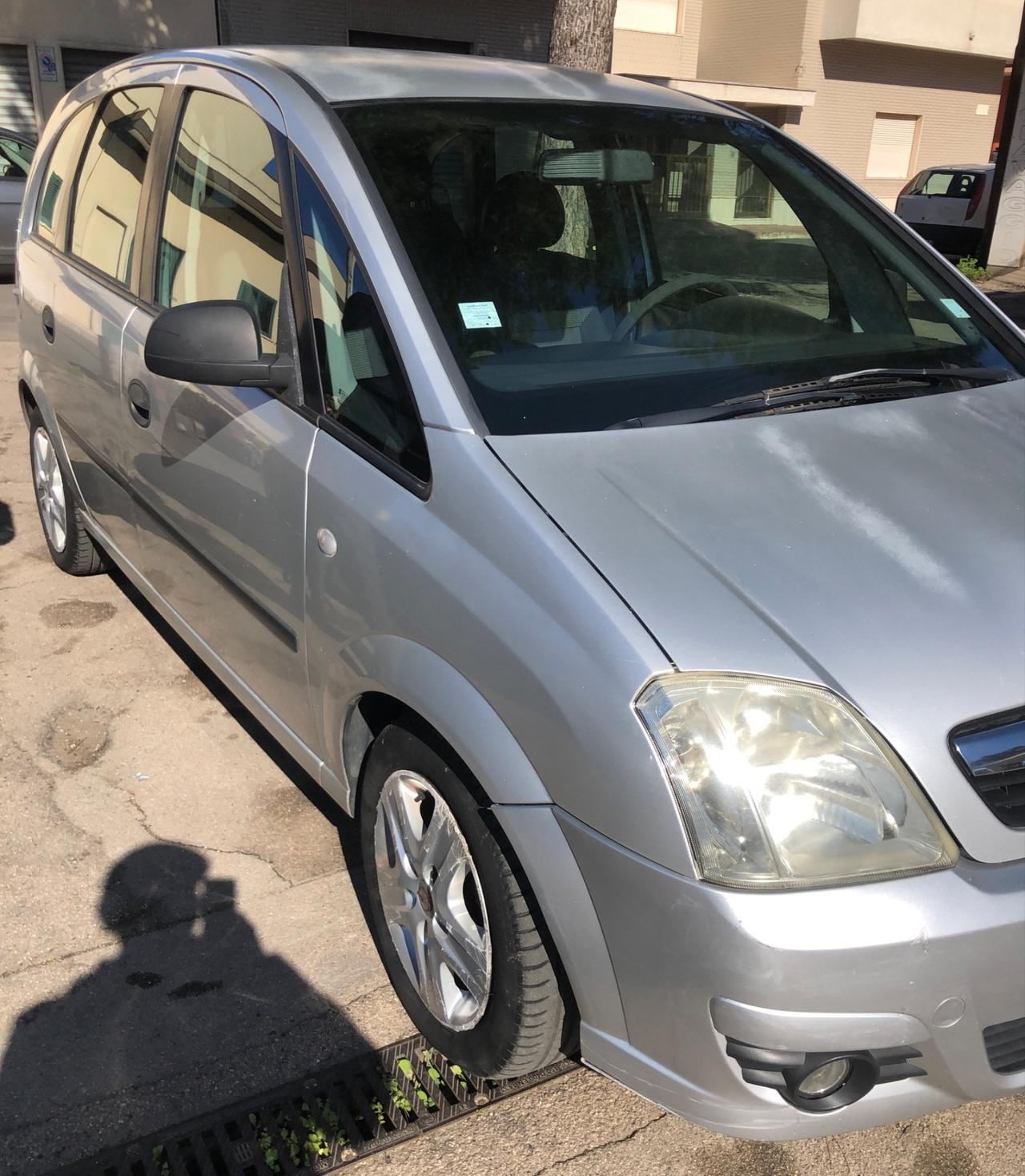 Opel Meriva 1.4 16V GPL-TECH Club