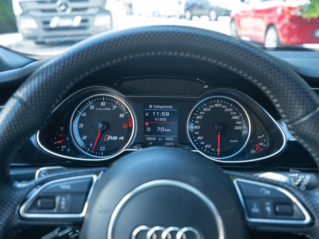Audi A4 RS 4 Avant 4.2 V8 FSI quattro S tronic