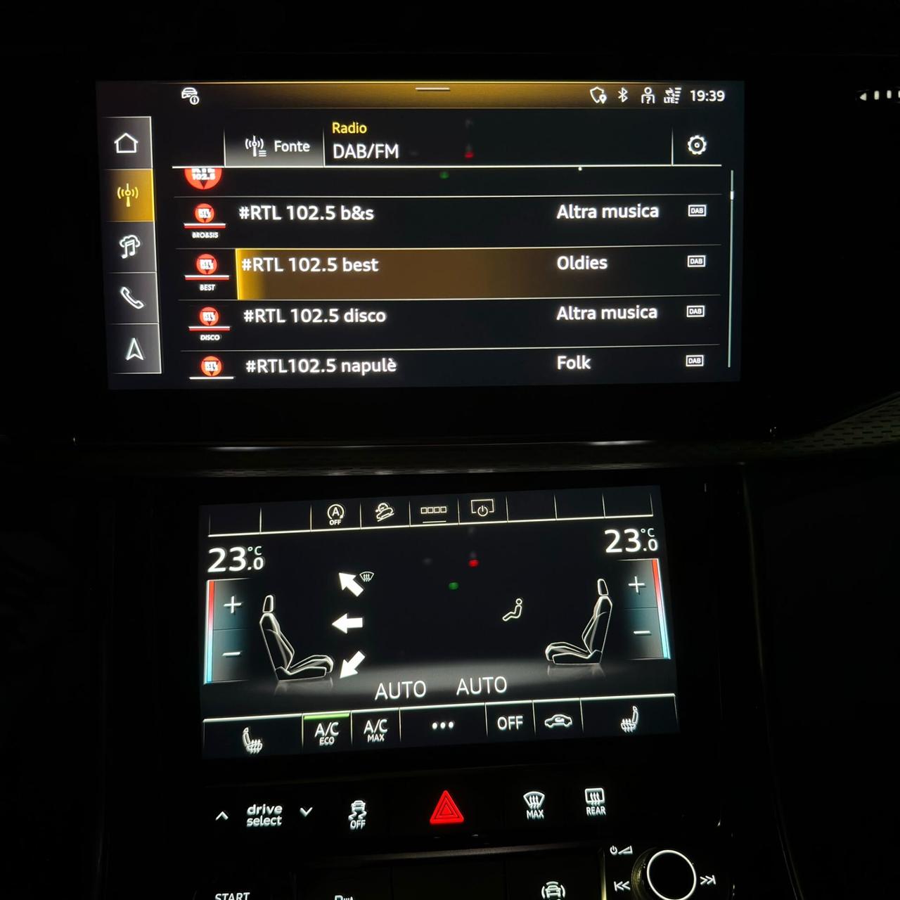 Audi Q8 SQ8 SUV TFSI quattro tiptronic sport attitude