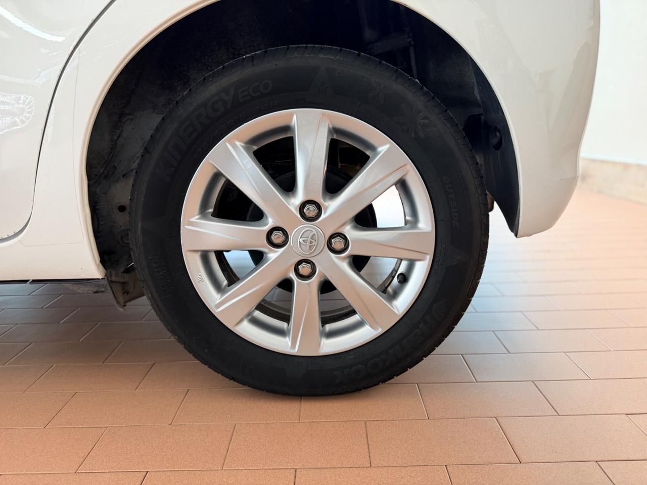 Toyota Yaris 1.0benz 69cv Neopatentati